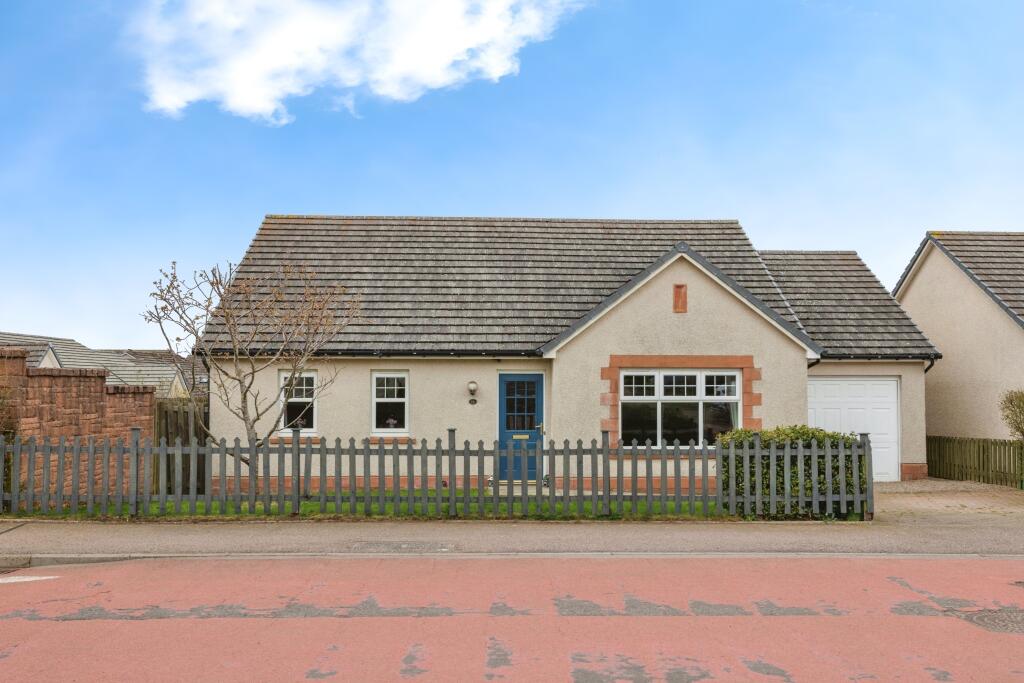 3 bedroom bungalow for sale in Wishart Drive, Laurencekirk