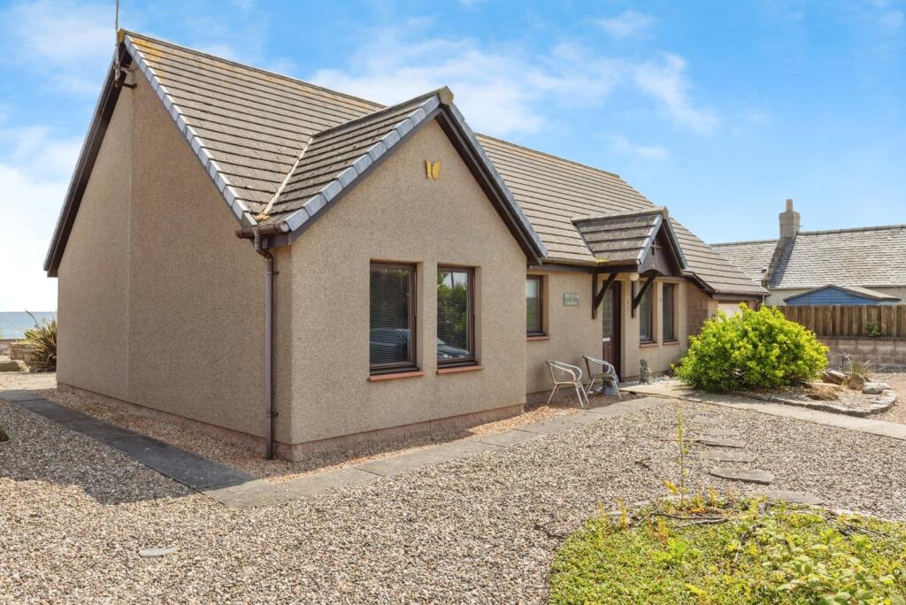 3 bedroom bungalow
