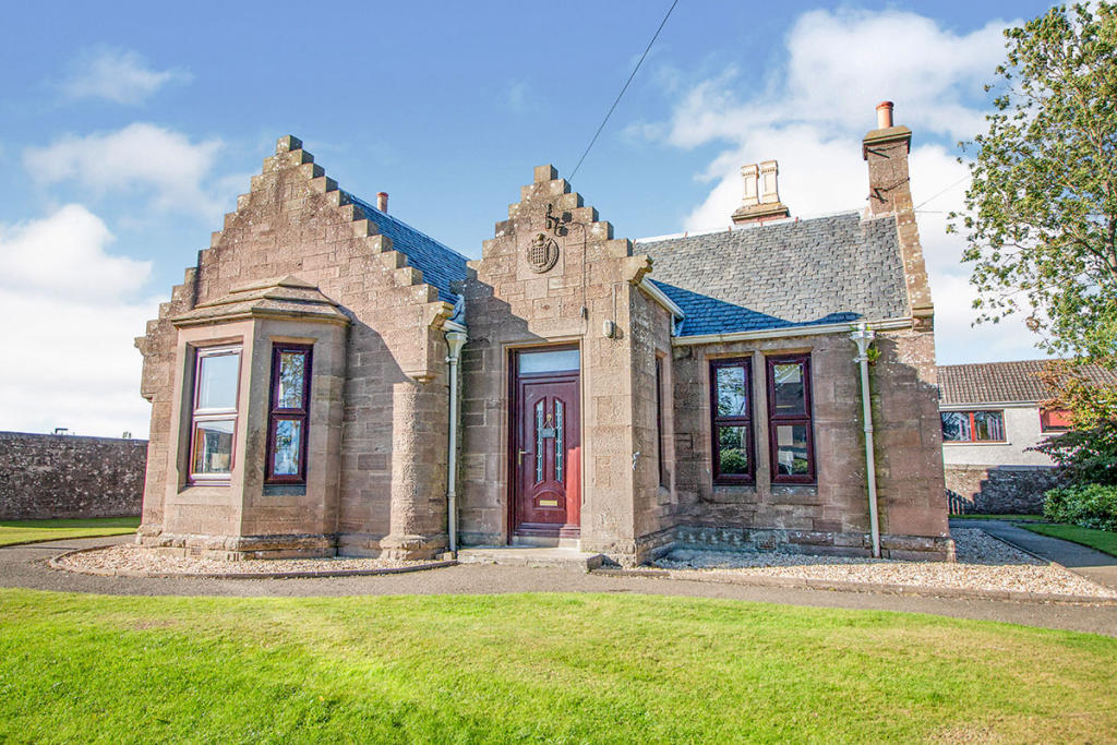2 bedroom semidetached house for sale in Brechin Road, Arbroath, Angus