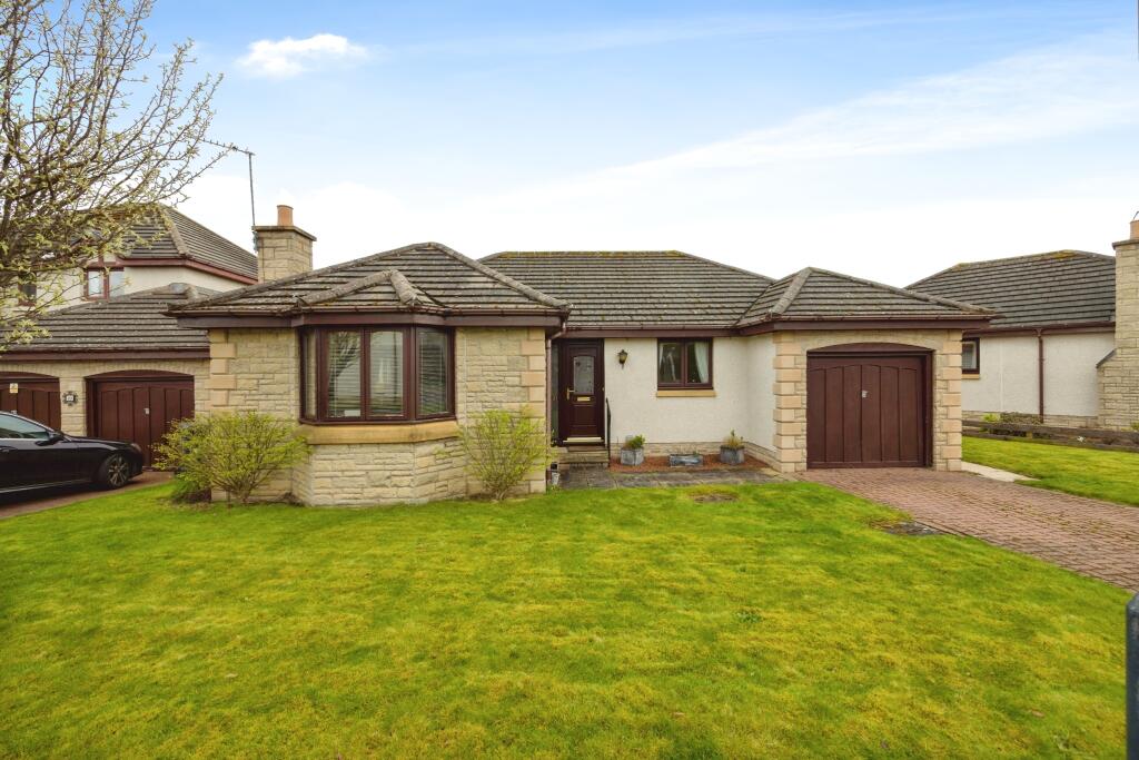 3 bedroom bungalow for sale in Eskfield Grove, Eskbank, Dalkeith