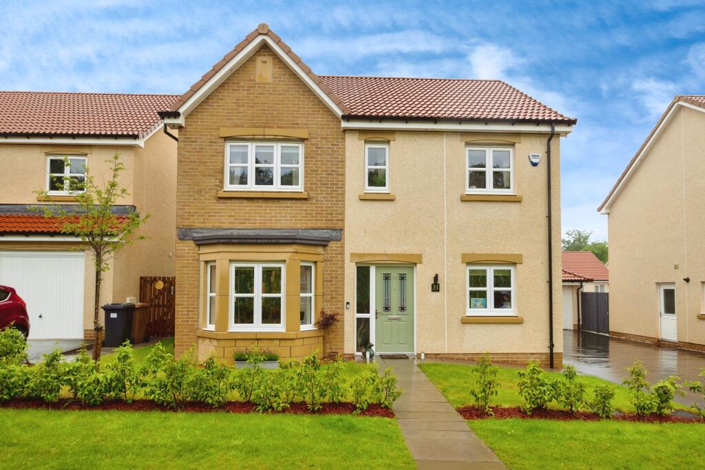 4 bedroom detached house for sale in Burn Grange Park, Newtongrange