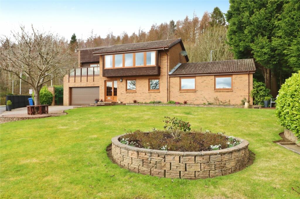 4 Bedroom Detached House For Sale In Tweedsmuir Court, Glenrothes, KY6