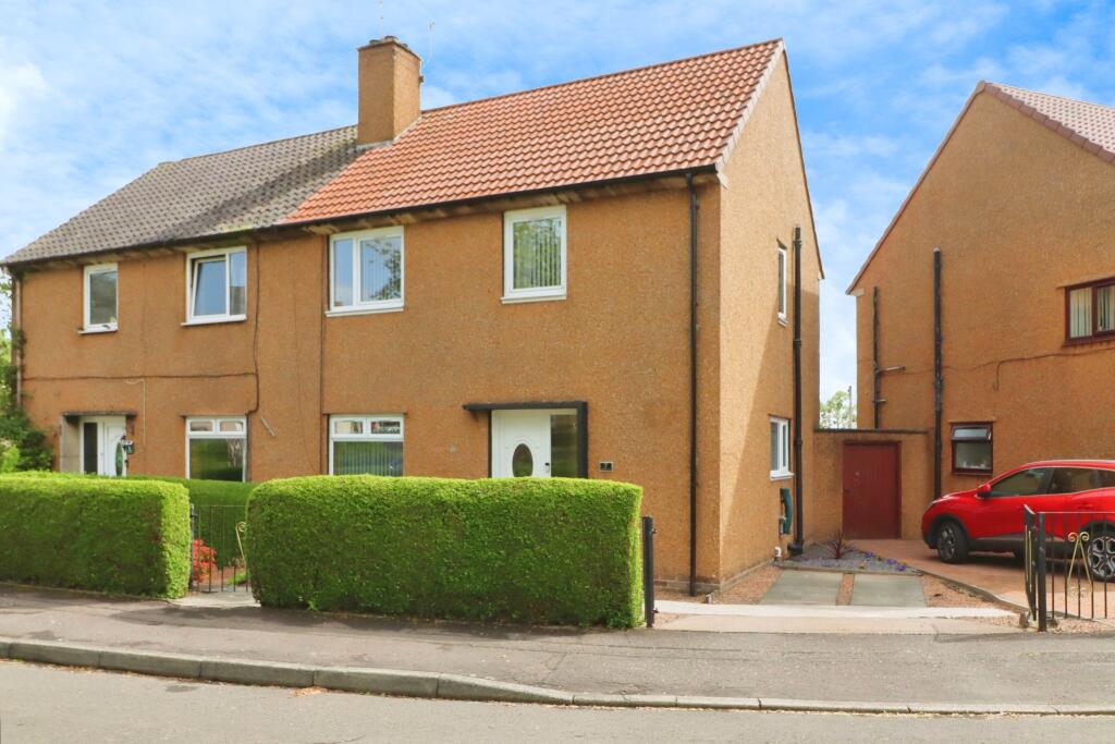 3 bedroom semidetached house for sale in Baxter Road, Glenrothes, KY7