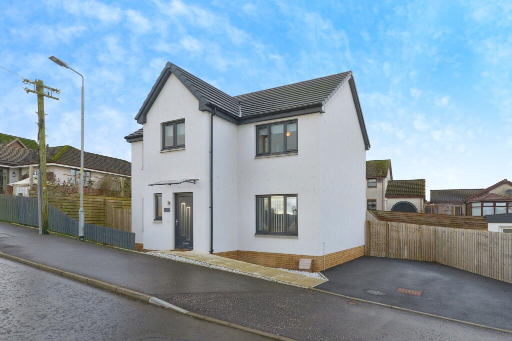 4 bedroom detached house for sale in Craigie Brae, Lesmahagow, Lanark, South Lanarkshire, ML11