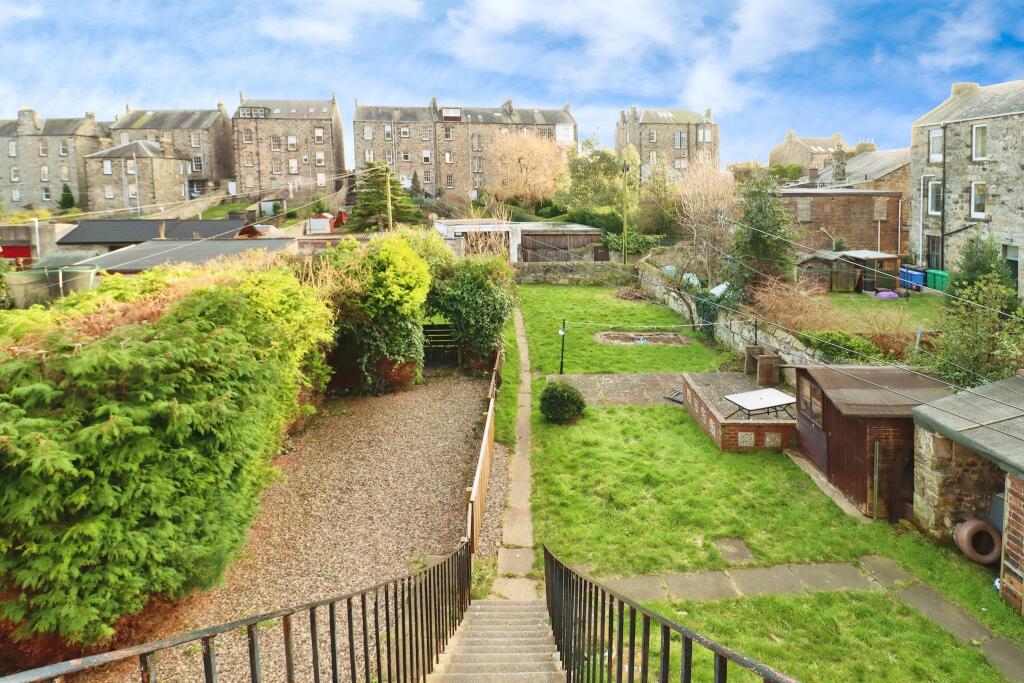 2 bedroom flat for sale in Ferguson Place, Burntisland, KY3