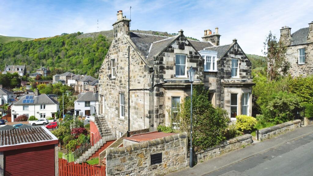 Main image of property: Craigkennochie Terrace, Burntisland, Fife, KY3