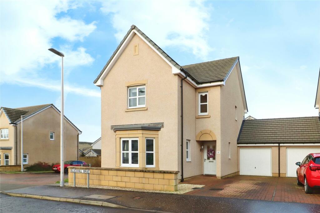 4 bedroom link detached house for sale in Blackhill Brae, Crossgates