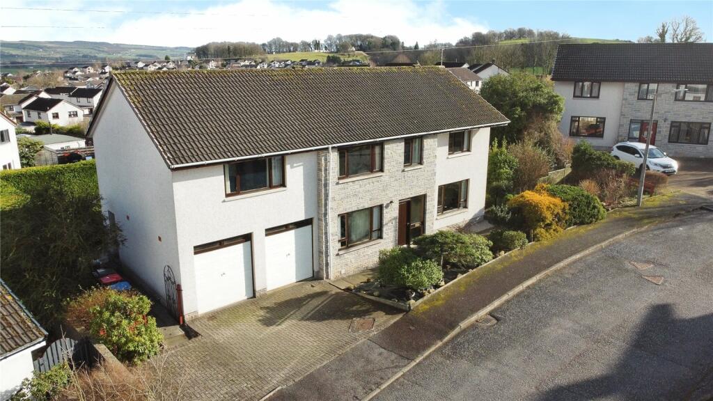 5 bedroom detached house for sale in Kirkland Wynd, Dumfries, Dumfries