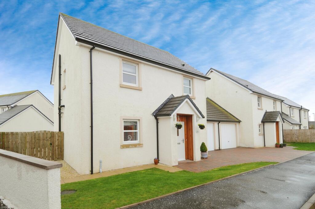 3 bedroom link detached house for sale in Glenburn Gardens, Crocketford