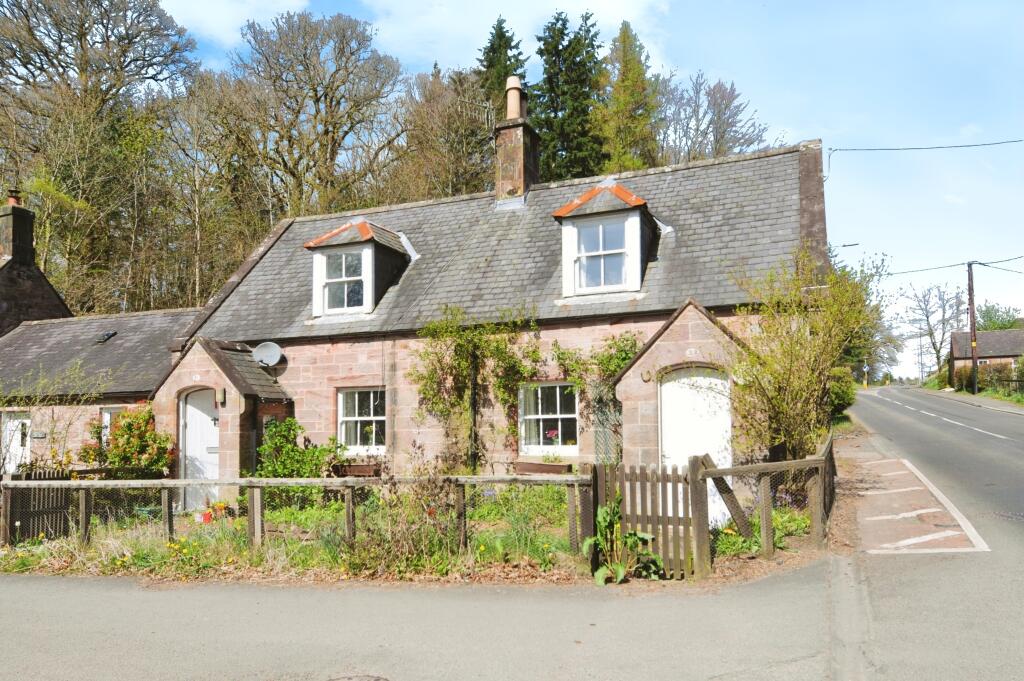 2 bedroom end of terrace house for sale in Carronbridge, Thornhill