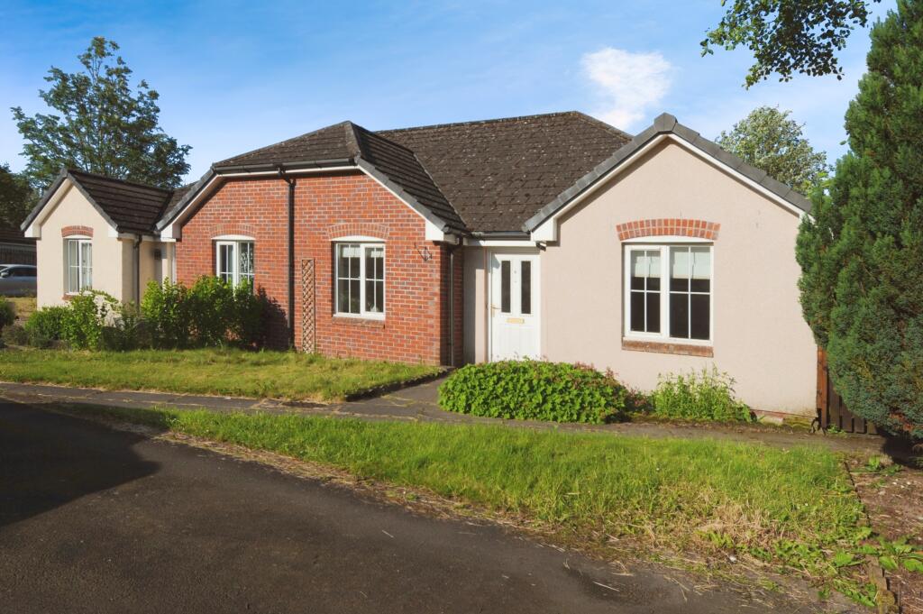 2 bedroom bungalow for sale in Kirkhill, Johnstonebridge, Lockerbie