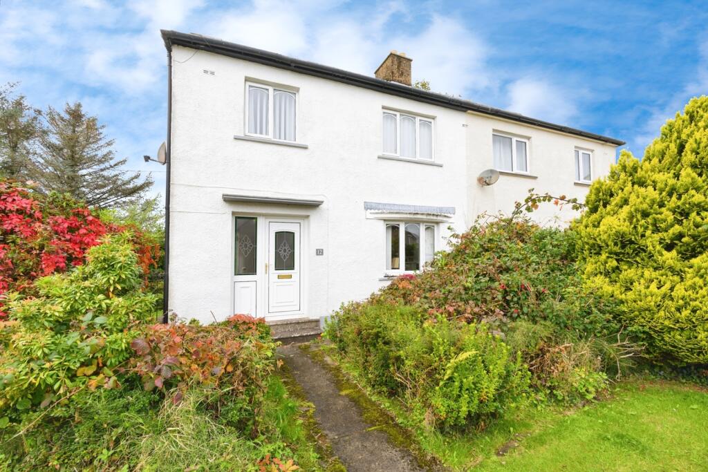 3 bedroom semi-detached house