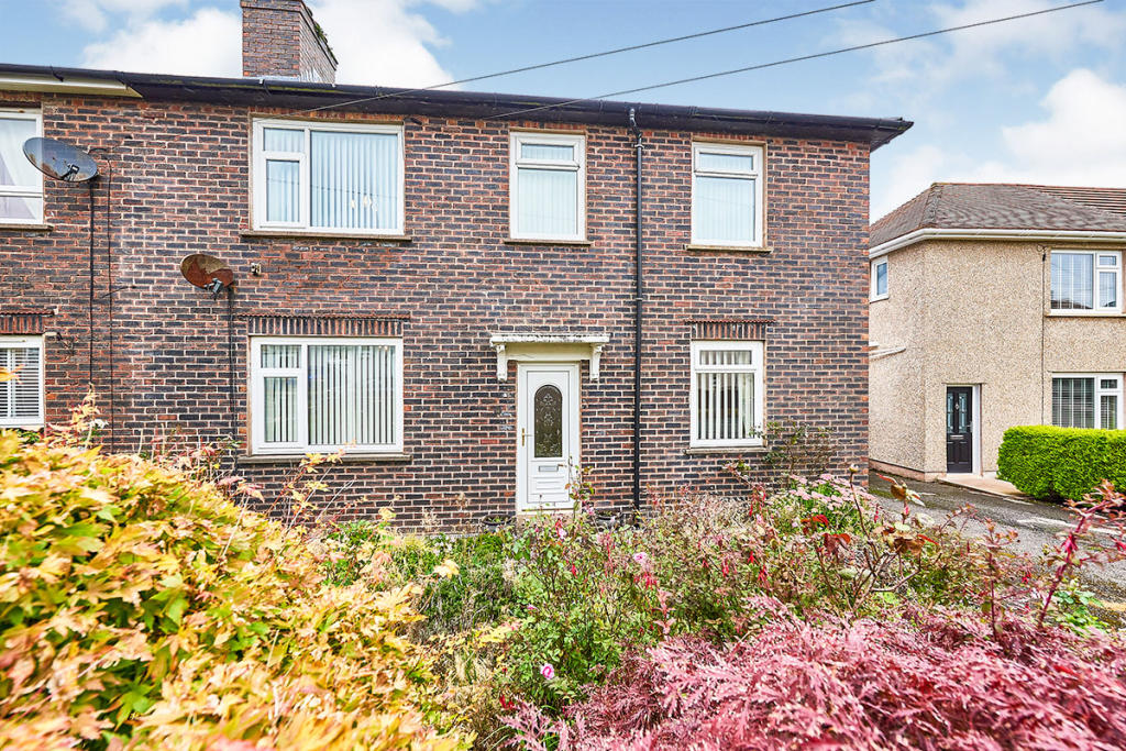 4 bedroom semidetached house for sale in Meadow View, Egremont
