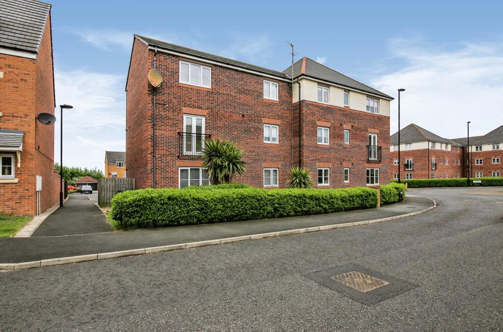 2 bedroom flat for sale in Ridley Gardens, Shiremoor, Newcastle upon