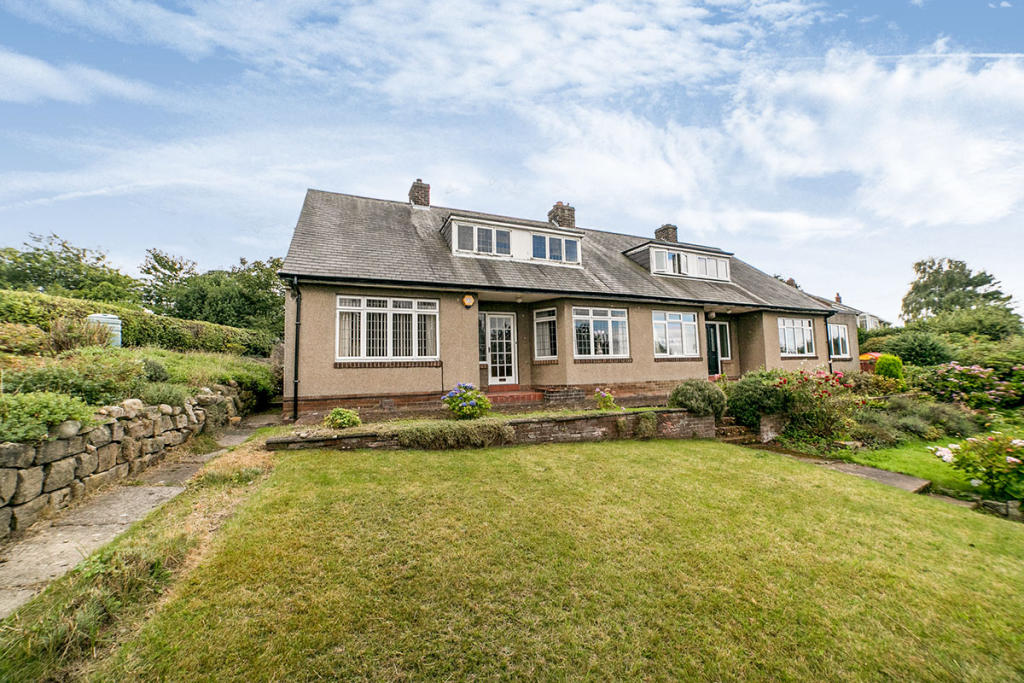 2 bedroom bungalow for sale in Old Main Street, Ryton, Tyne and Wear, NE40