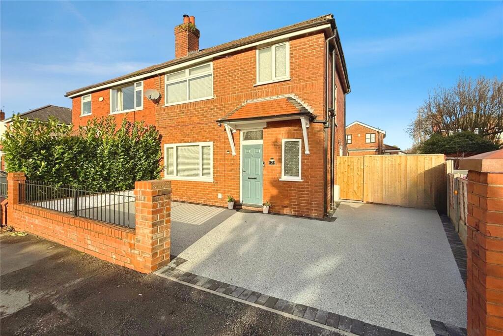 Main image of property: Ashley Crescent, Swinton, Manchester, Greater Manchester, M27