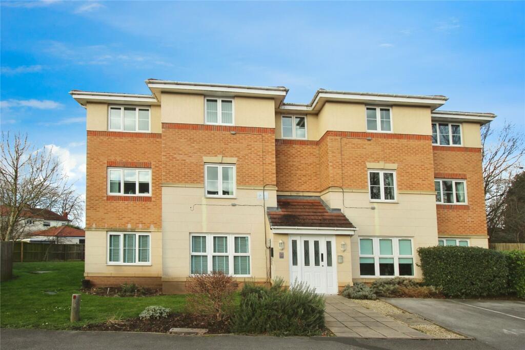 2 bedroom flat for sale in The Potteries, Rossington, Doncaster, South