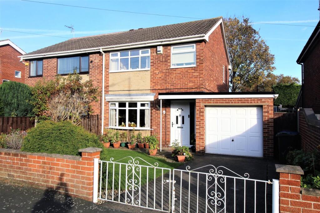Main image of property: Darrington Drive, Warmsworth, Doncaster, South Yorkshire, DN4
