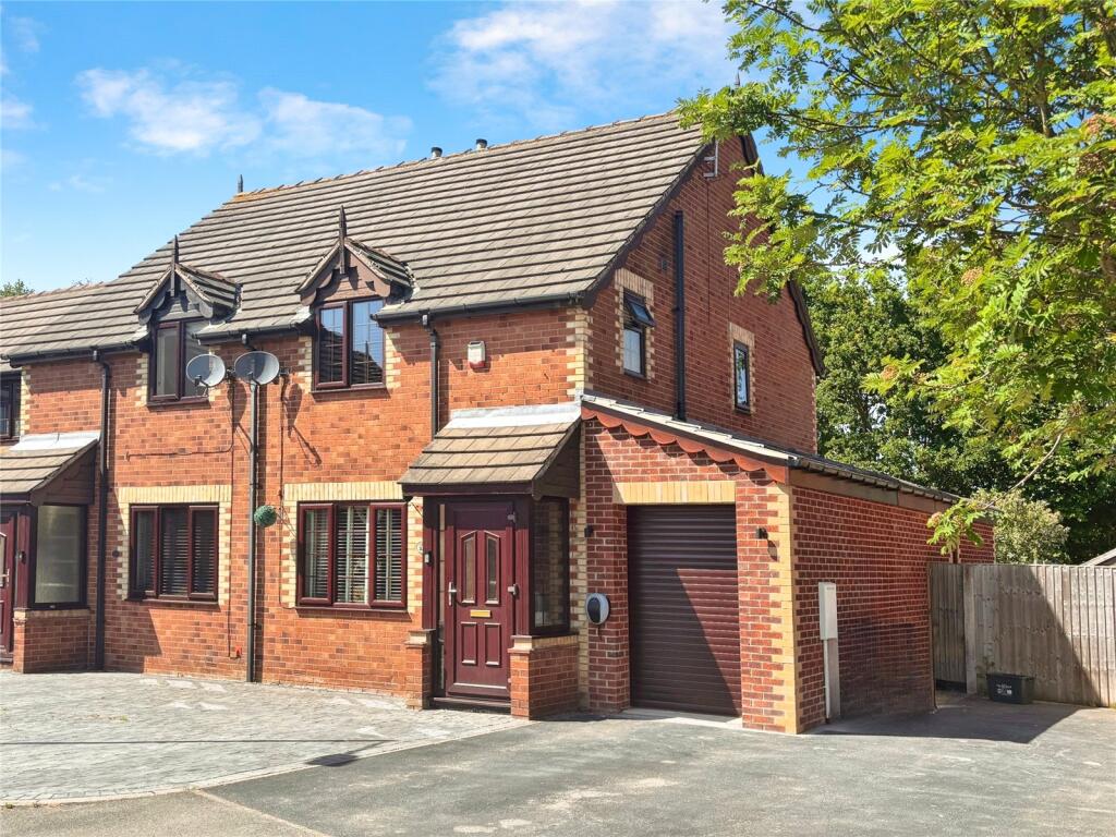 Main image of property: Far Field Close, Edenthorpe, Doncaster, South Yorkshire, DN3