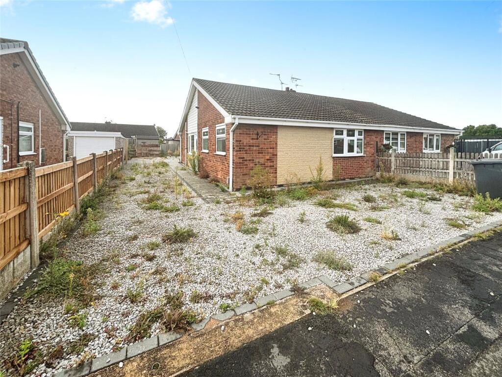 Main image of property: Ravenfield Road, Armthorpe, Doncaster, South Yorkshire, DN3