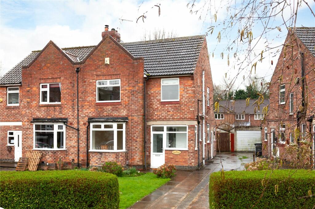 3 bedroom semi-detached house for sale in Nidd Grove, York, North Yorkshire, YO24