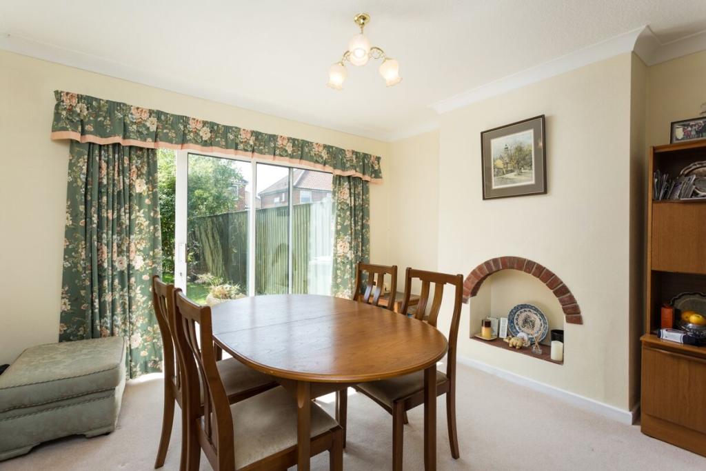 York Huntington For 3 House Bed Sale