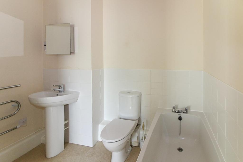 2 bedroom penthouse for sale in Bolton Road, Blackburn, Lancashire, BB2