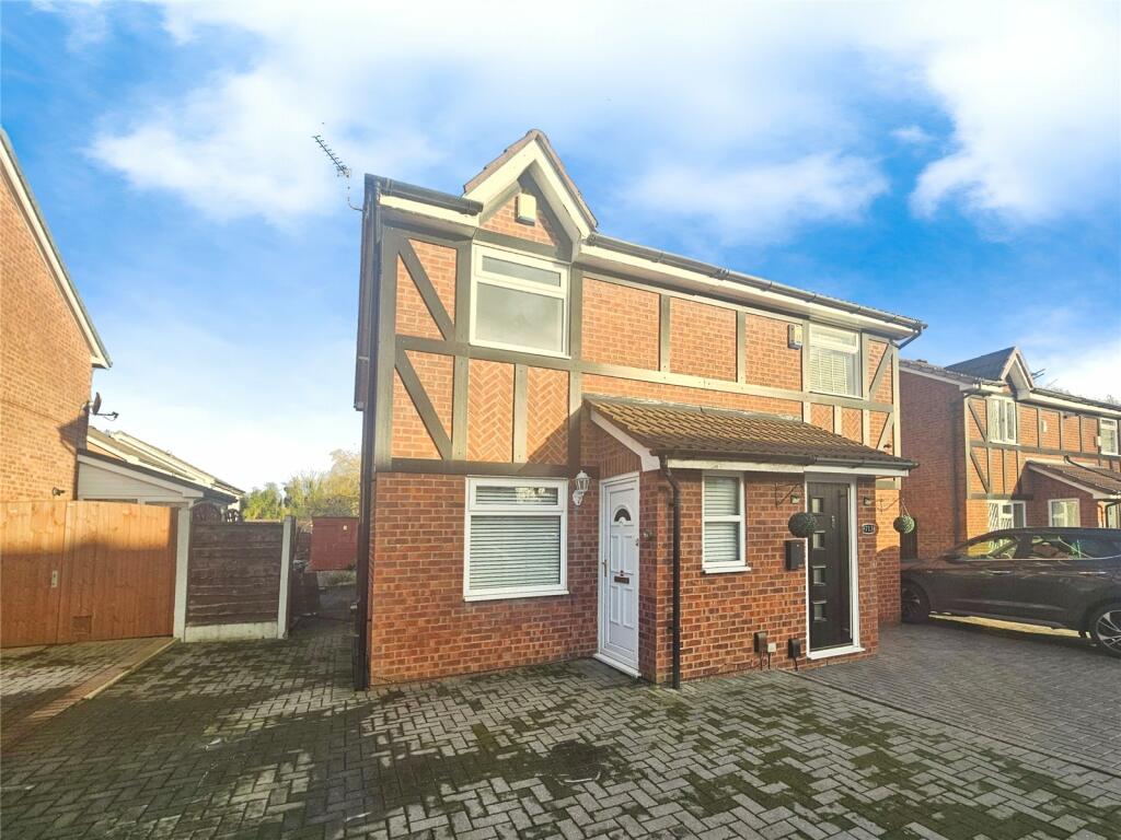 2 bedroom semidetached house for sale in Whitefield Road, Bury