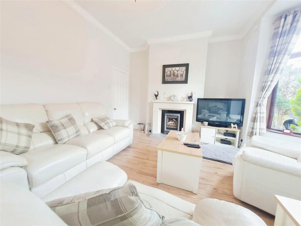Additional property image - Earnsdale Road, Darwen, Lancashire, BB3