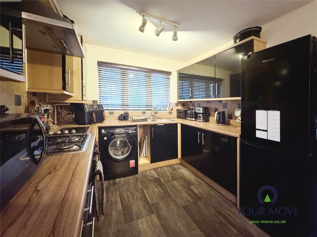 Additional property image - Fitzgerald Drive, Darwen, Lancashire, BB3