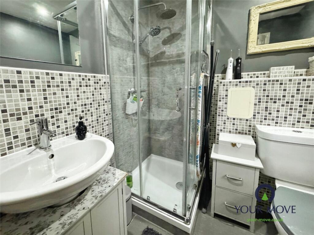 Additional property image - Fitzgerald Drive, Darwen, Lancashire, BB3