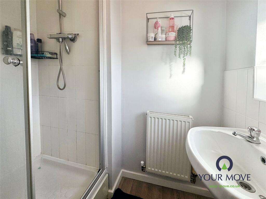 Additional property image - Gifford Way, Darwen, Lancashire, BB3