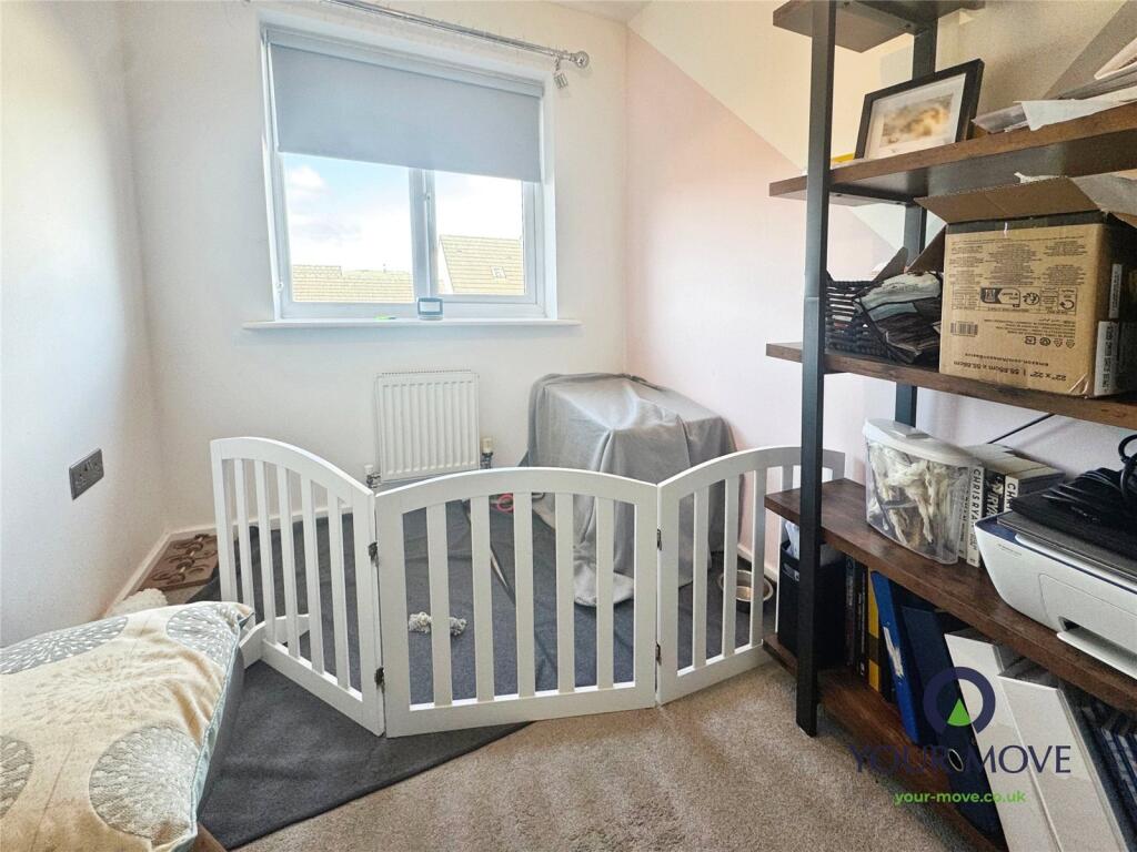Additional property image - Gifford Way, Darwen, Lancashire, BB3