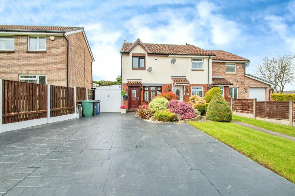 2 bedroom semidetached house for sale in Plymouth Grove, Radcliffe, Manchester, Greater