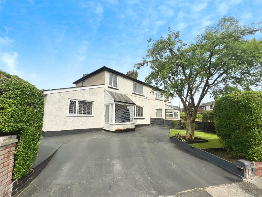 Main image of property: Stand Rise, Radcliffe, Manchester, Greater Manchester, M26