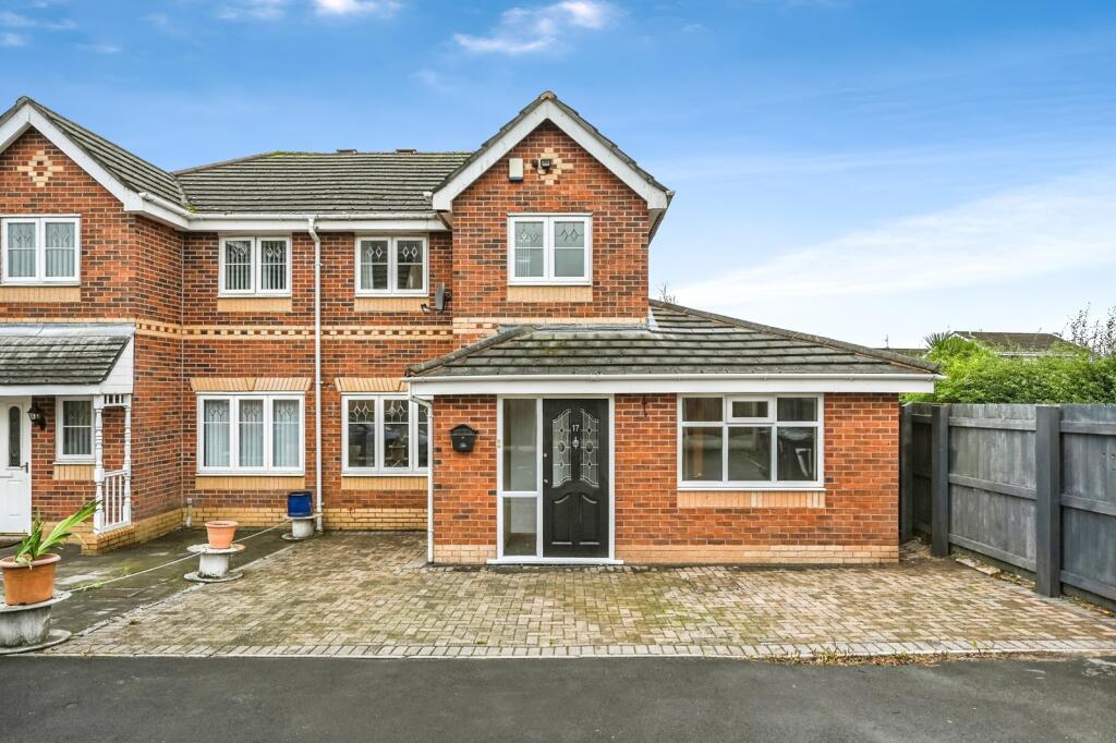 Main image of property: Hobberley Drive, Skelmersdale, Lancashire, WN8