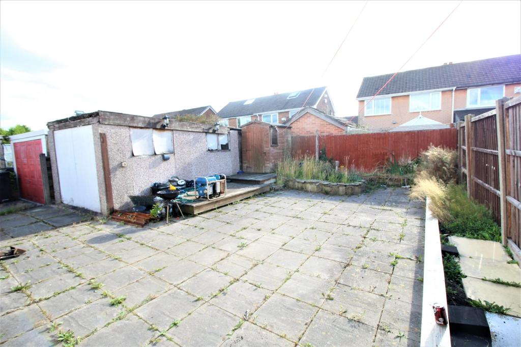 2 bedroom bungalow for sale in Durham Close, Tyldesley, Manchester