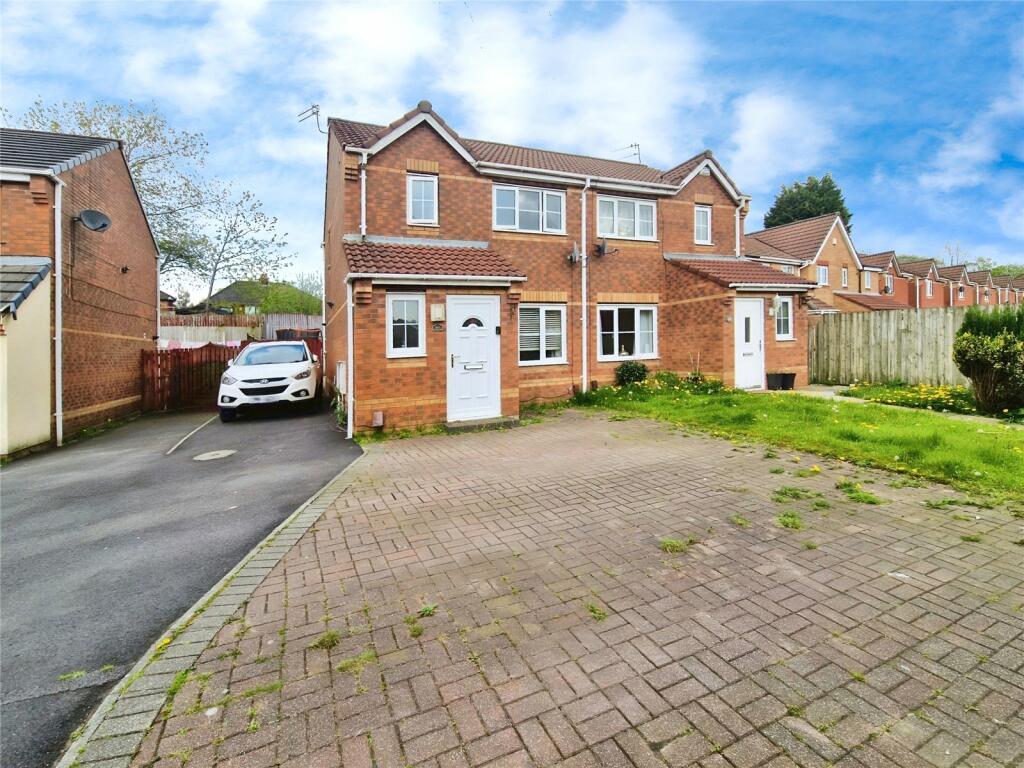 3 bedroom semidetached house for sale in Seathwaite Road, Farnworth, Bolton, Greater Manchester