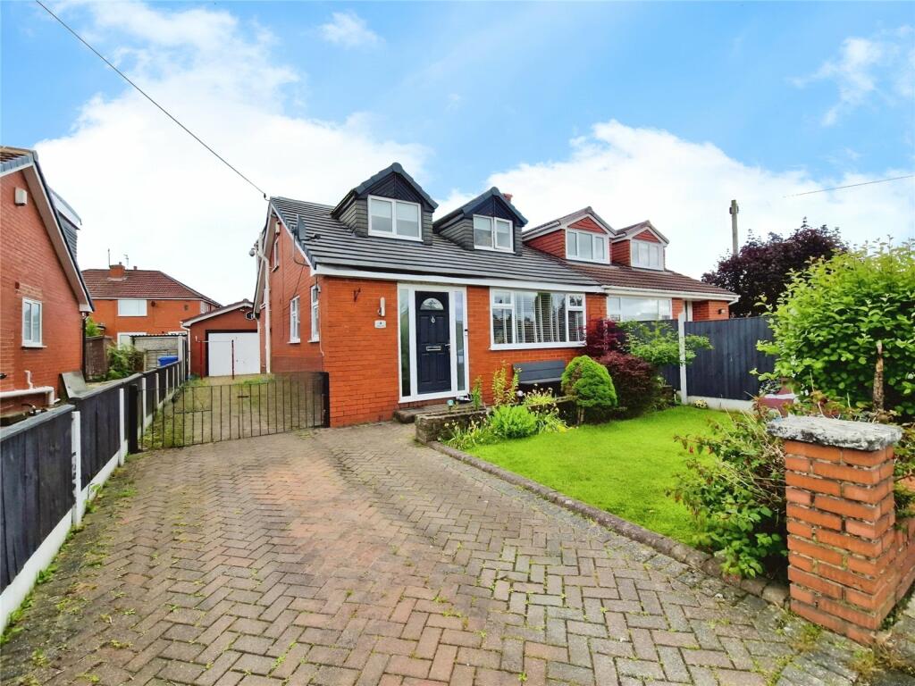 4 bedroom semidetached house for sale in Everard Close, Worsley
