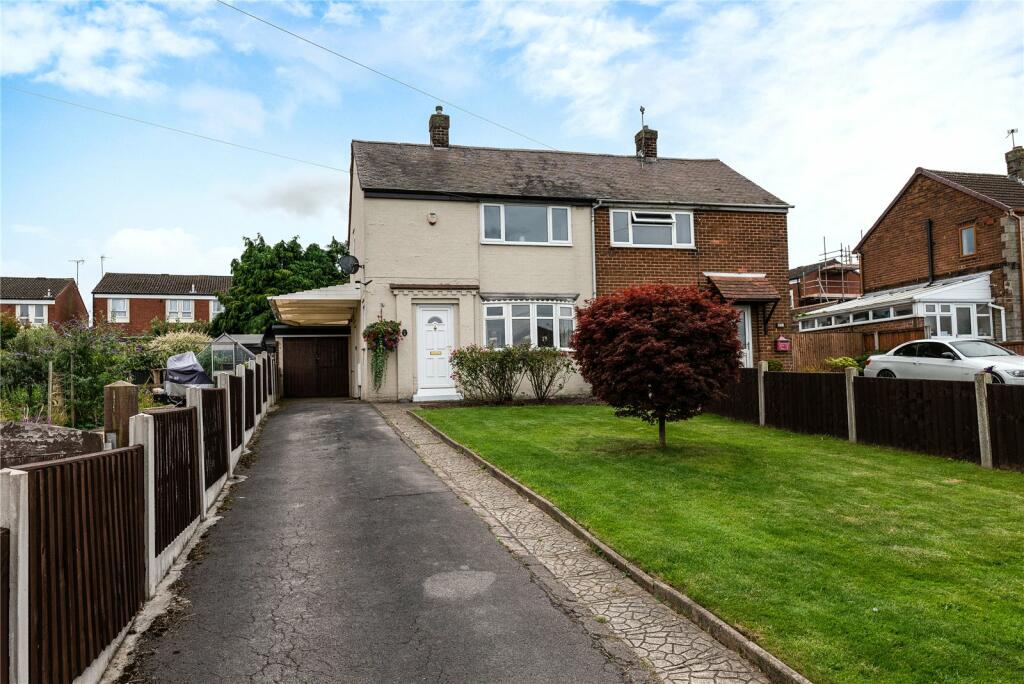 2 bedroom semidetached house for sale in Hillcrest Drive, Kilburn