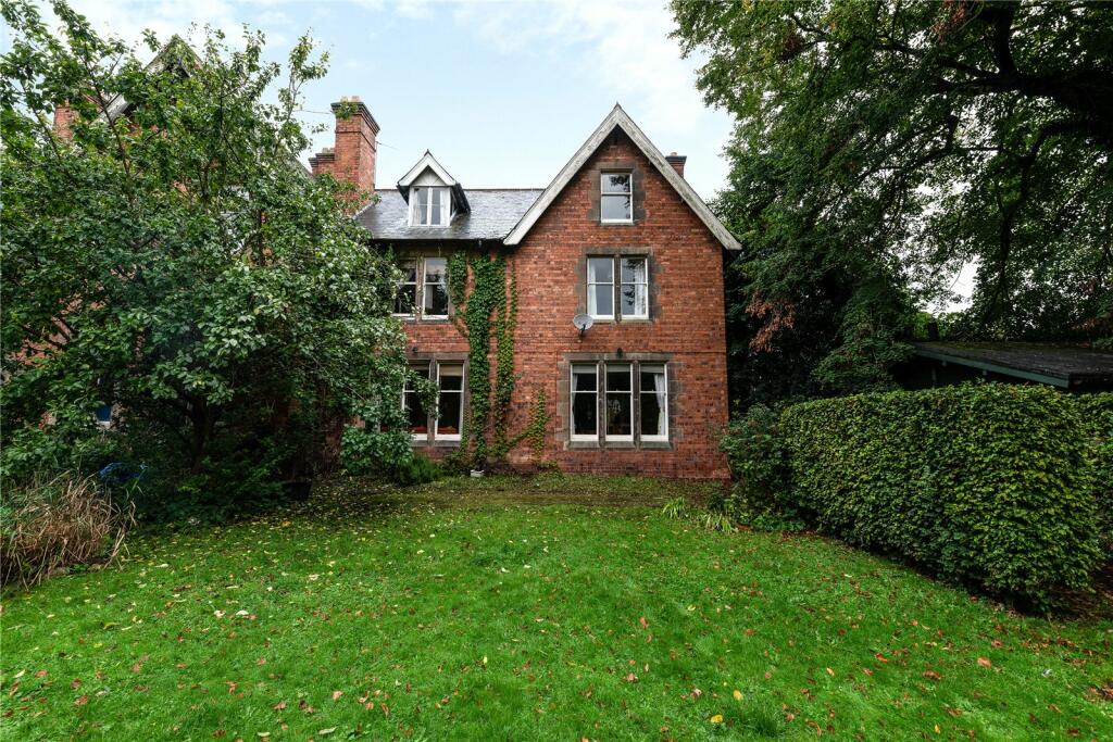 4 bedroom semidetached house for sale in Canterbury Road, Wirksworth