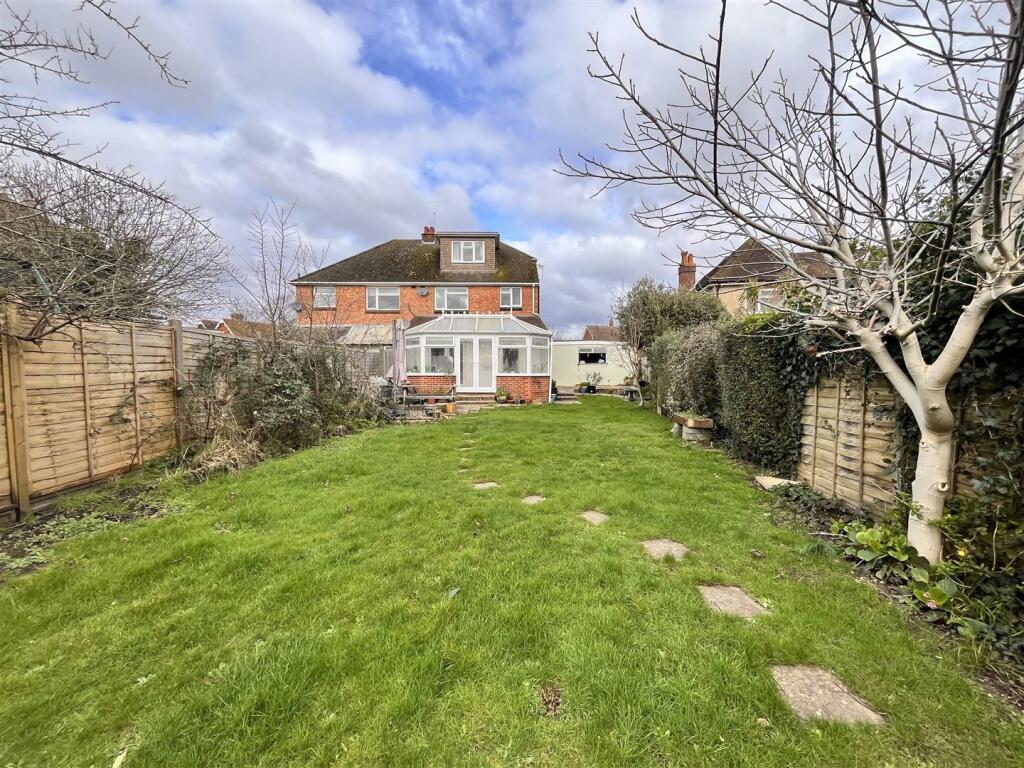 4 bedroom semidetached house for sale in West Street, Titchfield