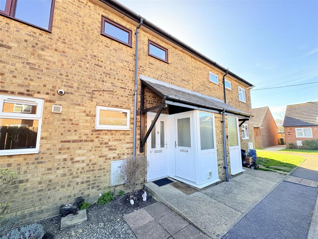 Main image of property: Spencer Court, Stubbington, Fareham