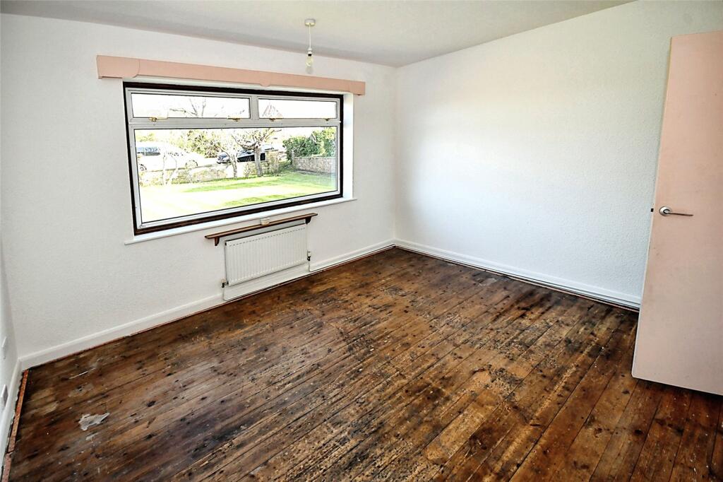 3 bedroom bungalow for sale in Grantham Road, Bracebridge Heath