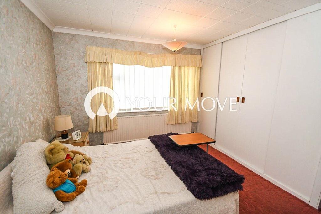 3 bedroom bungalow for sale in Westfield Avenue, North Greetwell