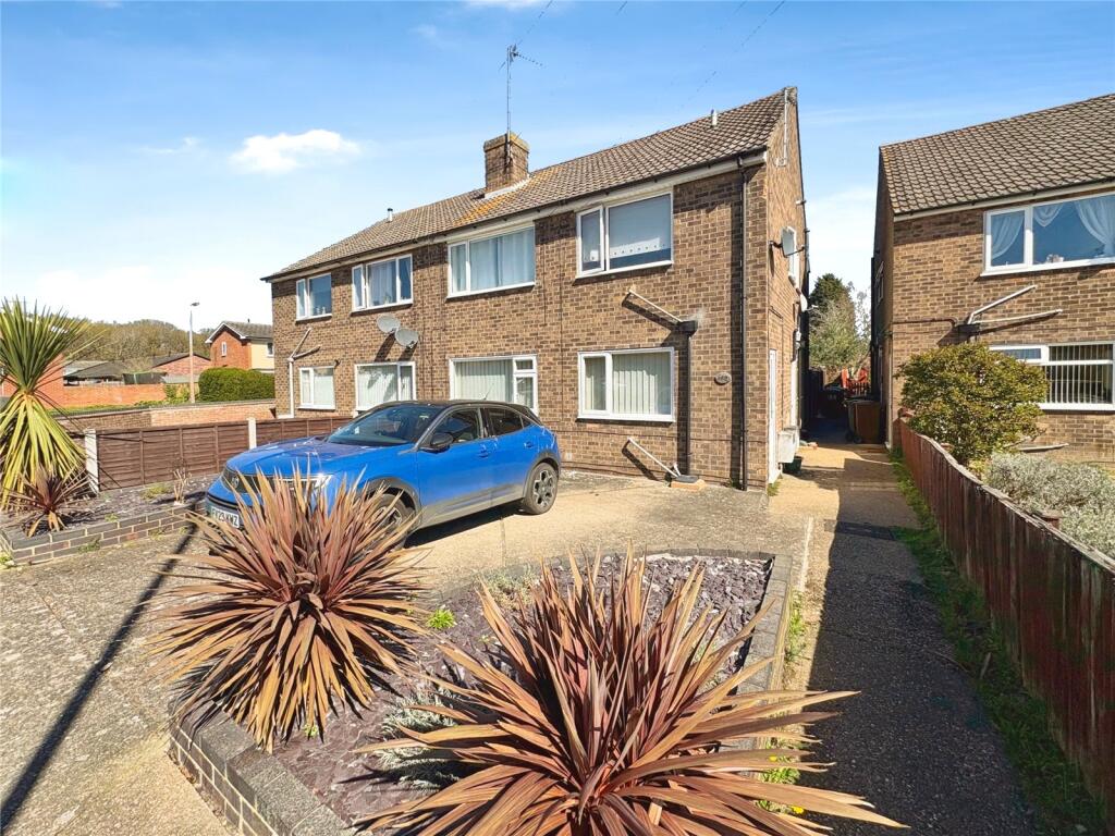 Main image of property: Woodfield Avenue, Lincoln, Lincolnshire, LN6