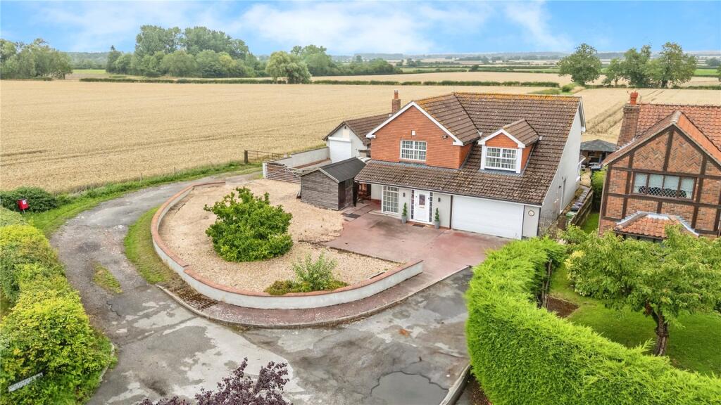 Main image of property: High Street, Kexby, Gainsborough, Lincolnshire, DN21