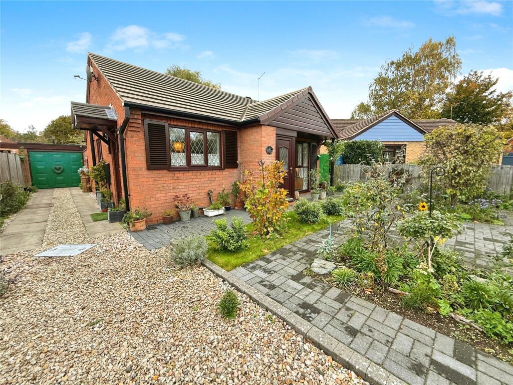 Main image of property: Sheraton Close, Lincoln, Lincolnshire, LN6