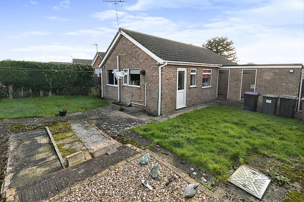 3 bedroom bungalow for sale in Mill Moor Way, North Hykeham, Lincoln