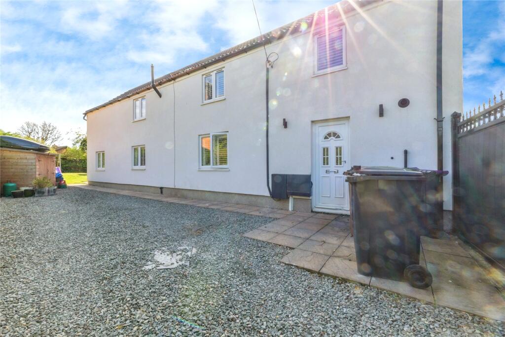 Main image of property: School Lane, North Hykeham, Lincoln, Lincolnshire, LN6